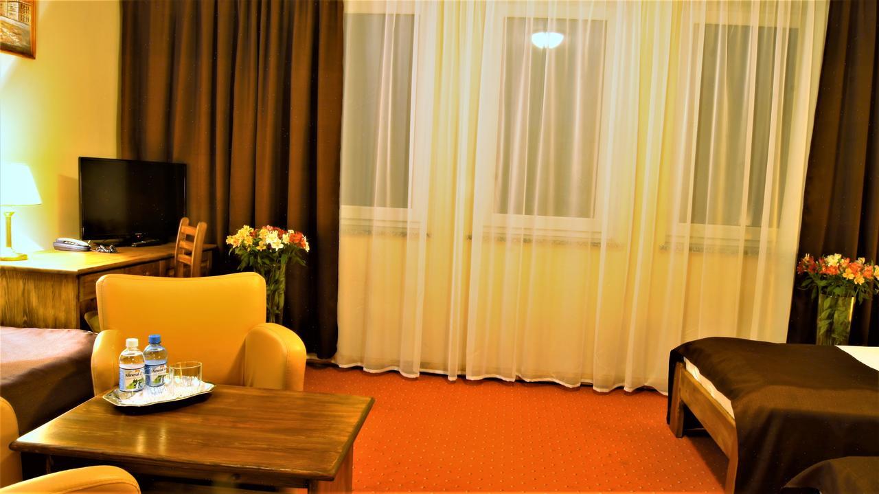 Hotel Metro Kłodzko Exterior foto